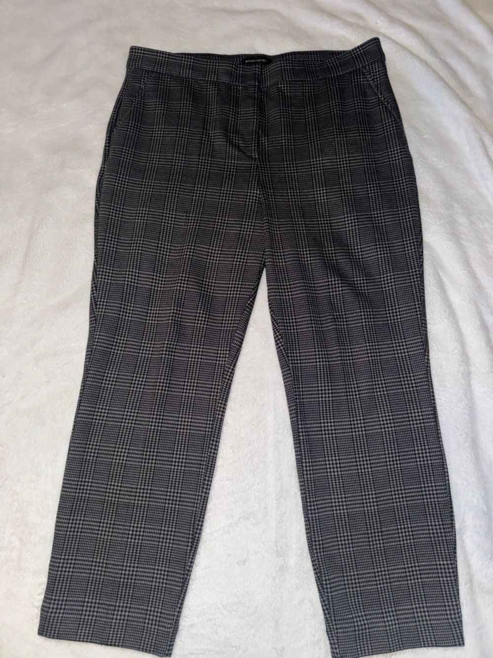 Women’s Banana Republic Gray Plaid Straight-Leg Pants Size 16